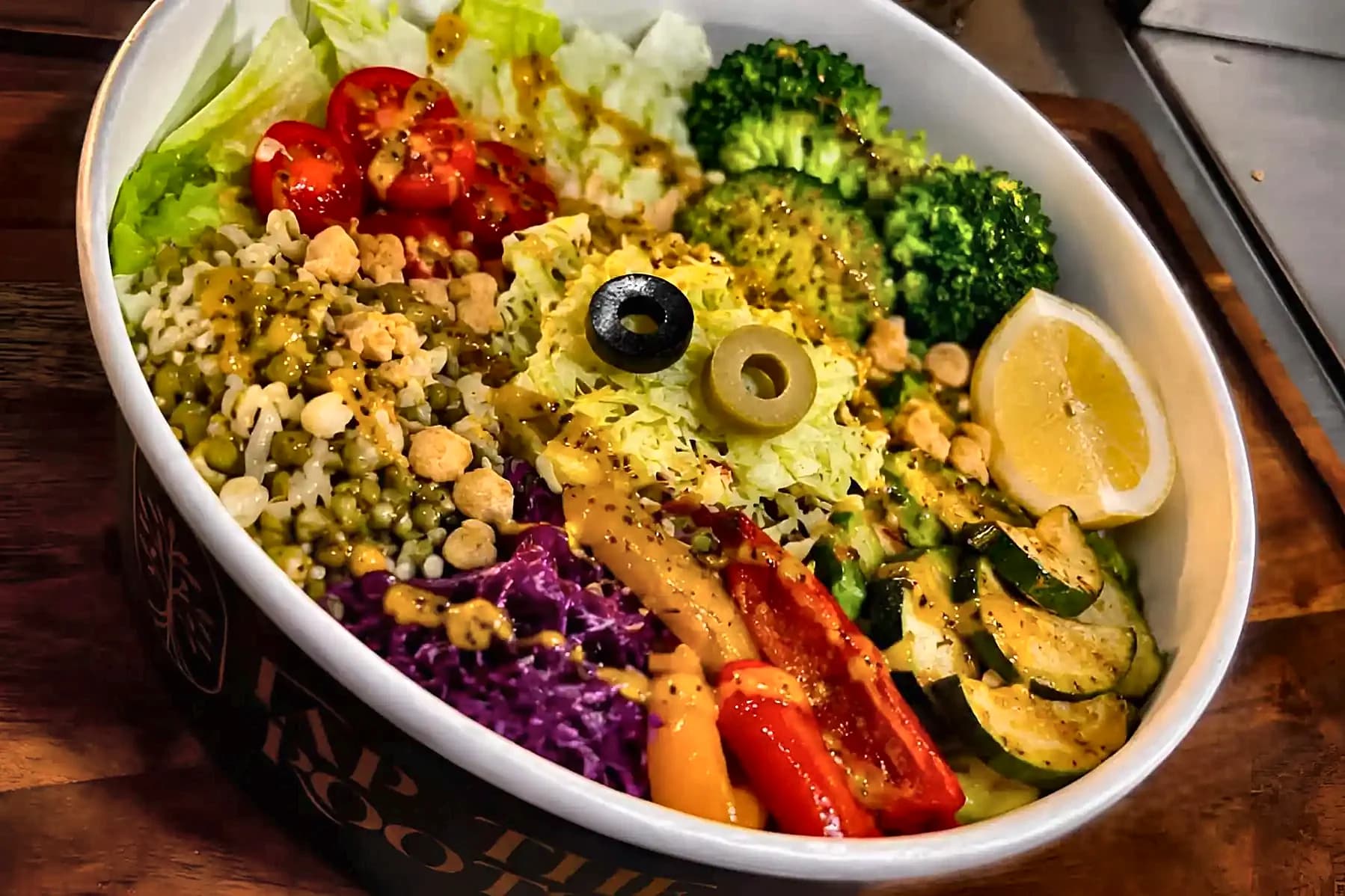 Universal Salad Bowl