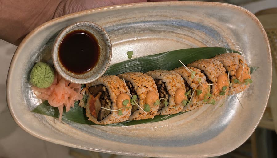 Midori's Chef's Sushi (Uramaki)